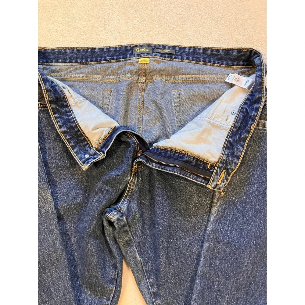 Cabelas Relaxed Fit Jeans Mens 42x30 Blue Denim Straight Leg Outdoor Workwear